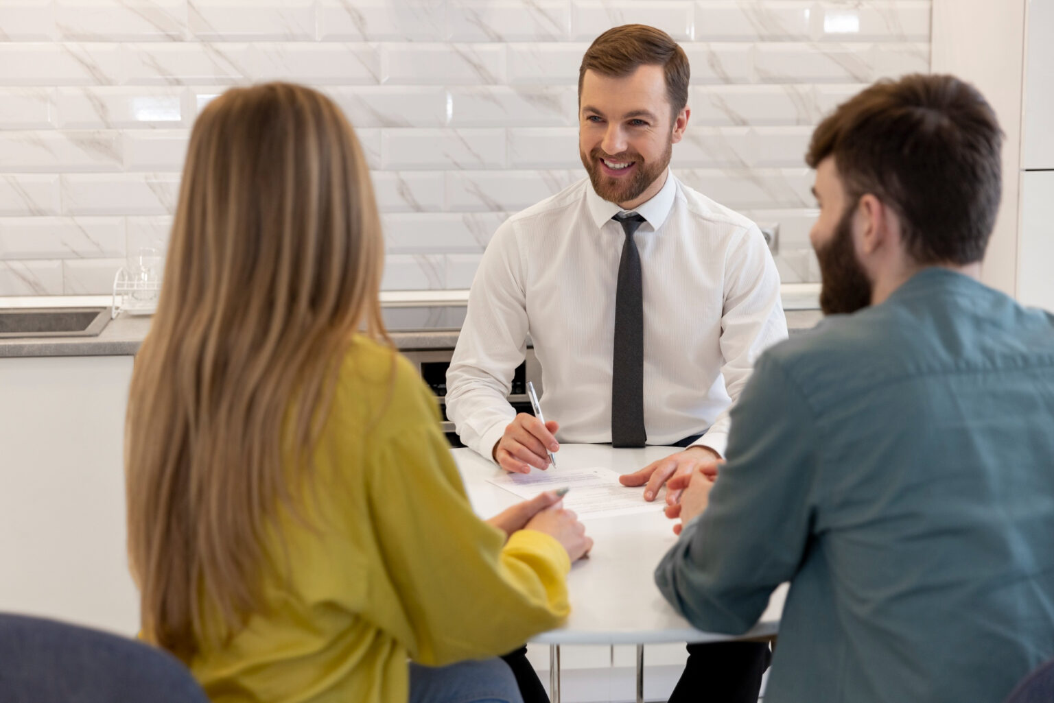 Abogados especializados en arraigos y regularización